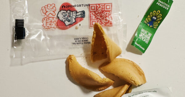 gary-vaynerchuk-bets-fortune-cookies-are-the-hot-new-social-feed-featured-image